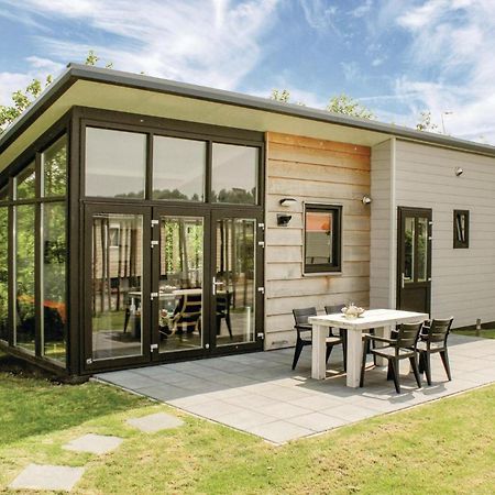 Beautiful Home In Sint-Annaland With Wifi Exterior foto